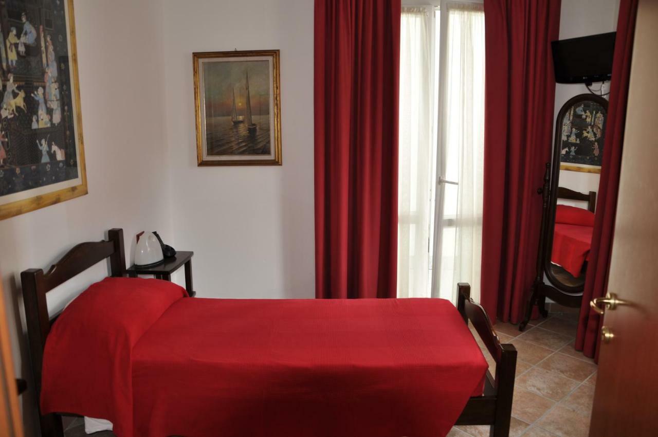 كيافاري Bed & Breakfast 4U Parcheggio Interno المظهر الخارجي الصورة