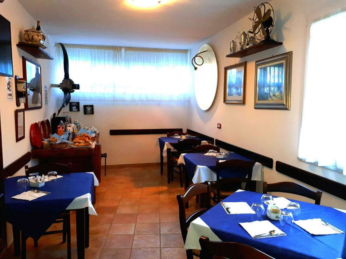 كيافاري Bed & Breakfast 4U Parcheggio Interno المظهر الخارجي الصورة